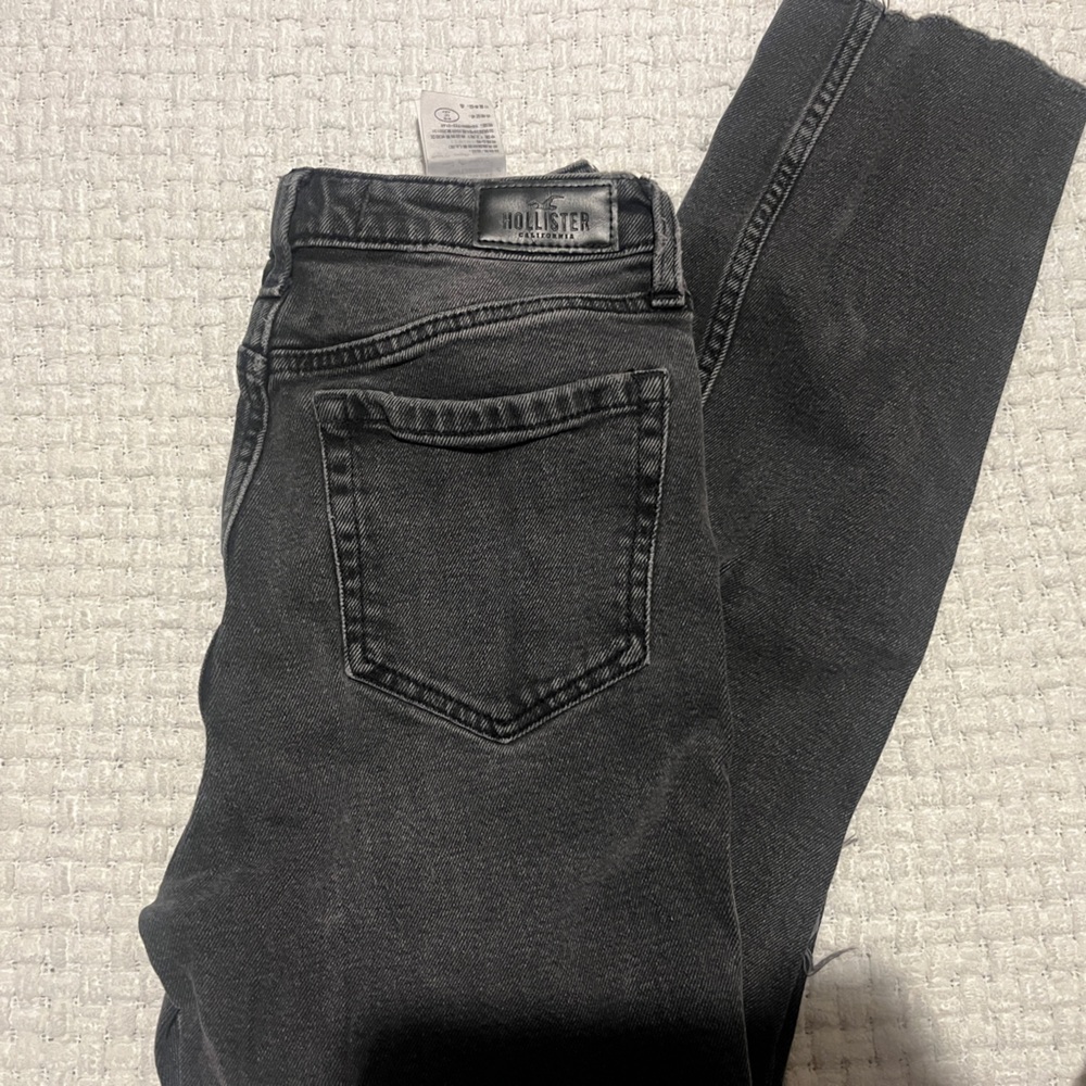 Hollister Ultra High-Rise Black Jeans